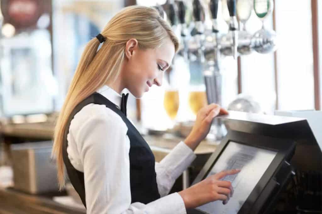Barista en caja TPV